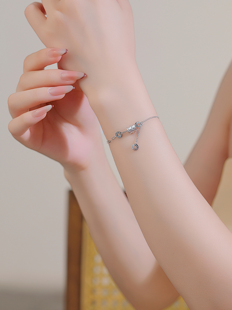 Exquisite S925 Pure Silver Small Waist Bracelet Brooch for Women - Classy High-End Jewelry Accessory