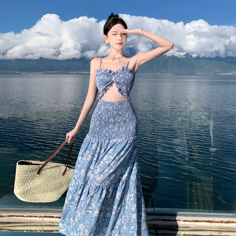 French-Style Hollowed-Out Floral Beach Dress for Women â€“ Seaside Vacation Photo Dress with Waist Detail
