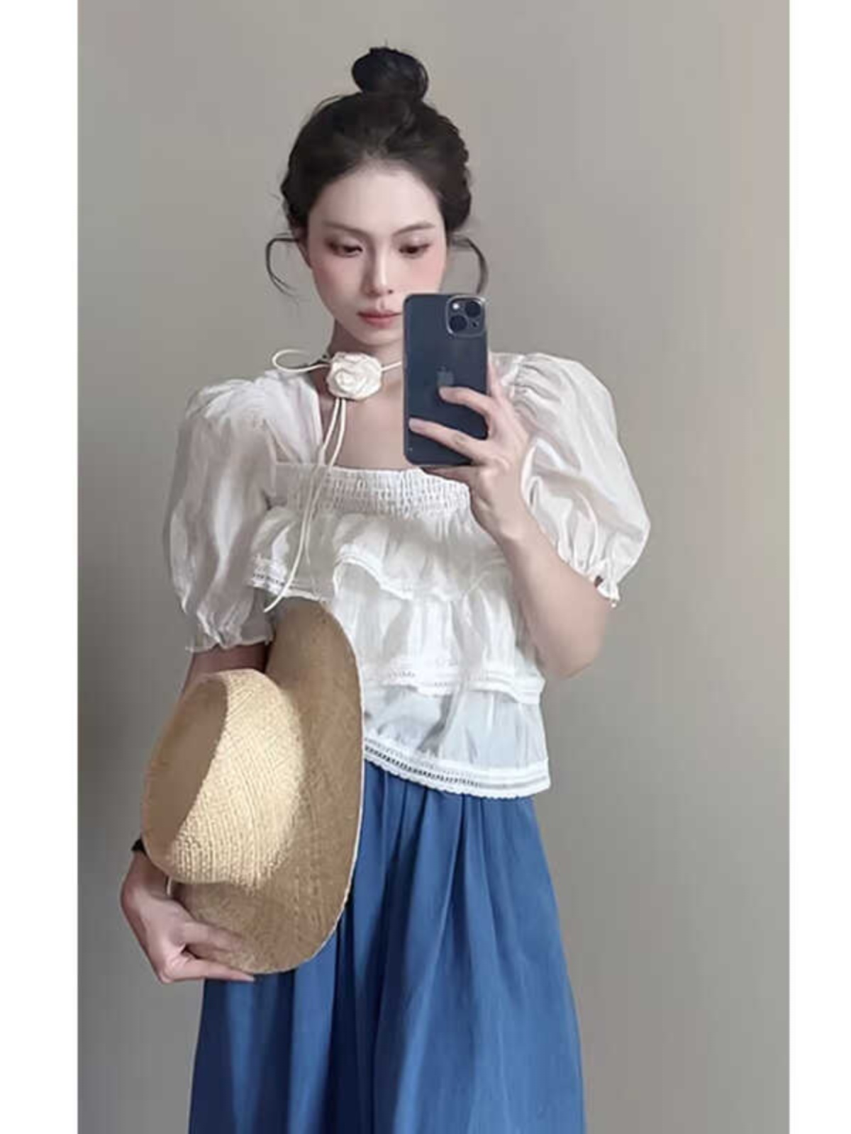French-Style Square Neck Puff Sleeve White Shirt for Women - Summer Ruffled Edge Short Exquisite Top with Niche Design