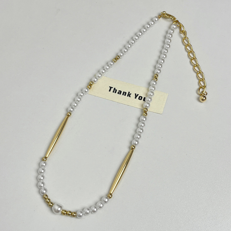 French Vintage Metal Bamboo Joint Pearl Necklace for Women - High-End Layered Clavicle Chain for Autumn/Winter 2025