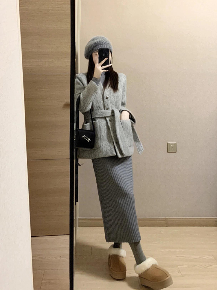 Gray Lace-Up Short Woolen Coat for Women - Chic Winter Outerwear with High-End Feel and Niche Temperament, 2025 Fashion