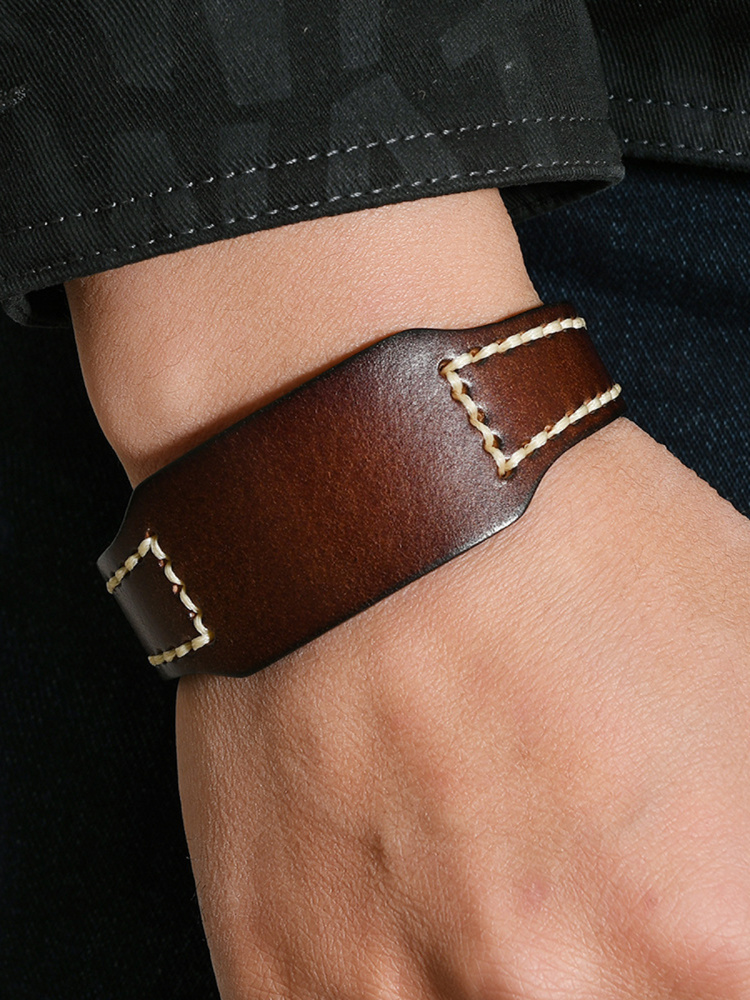 Handmade Light Board Leather Bracelet - Simple Artistic Retro Style for Men and Women, Perfect for Y2K and Casual Fashion Enthusiasts