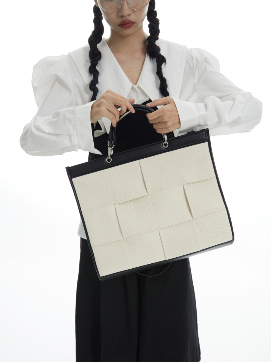 Handwoven Leather Handheld Shoulder Tote Bag - Large Big Waffle Design, Stylish Everyday Carry for Chic Outfits