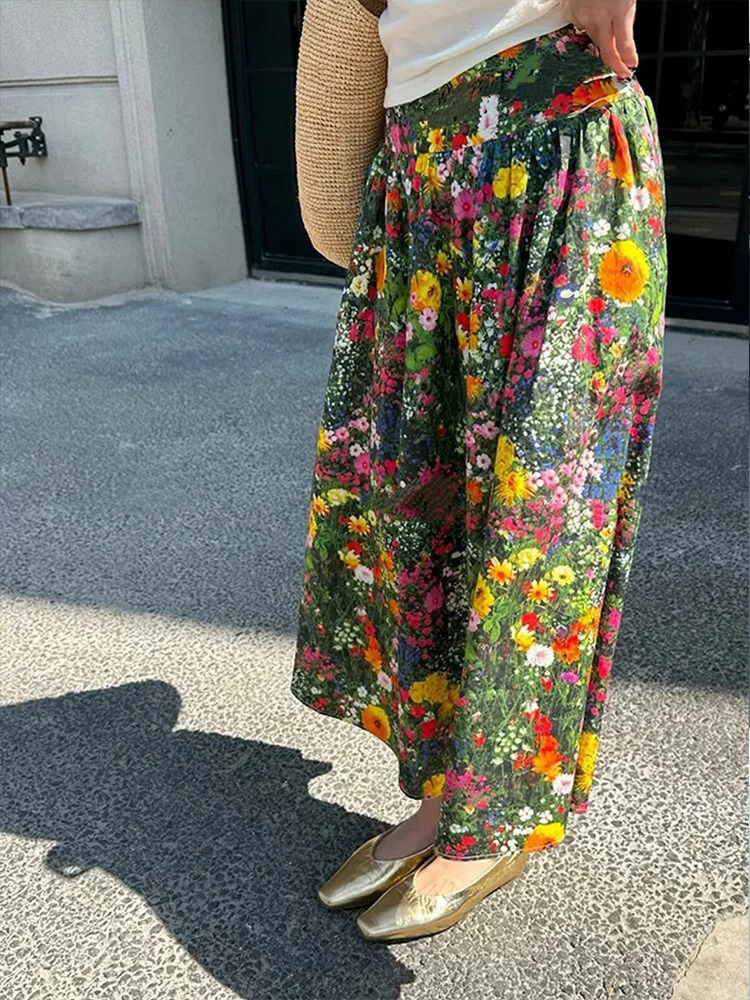 High-End Floral Midi Skirt for Women, High-Waisted A-Line Design, Summer Fashion for Pear-Shaped Figures