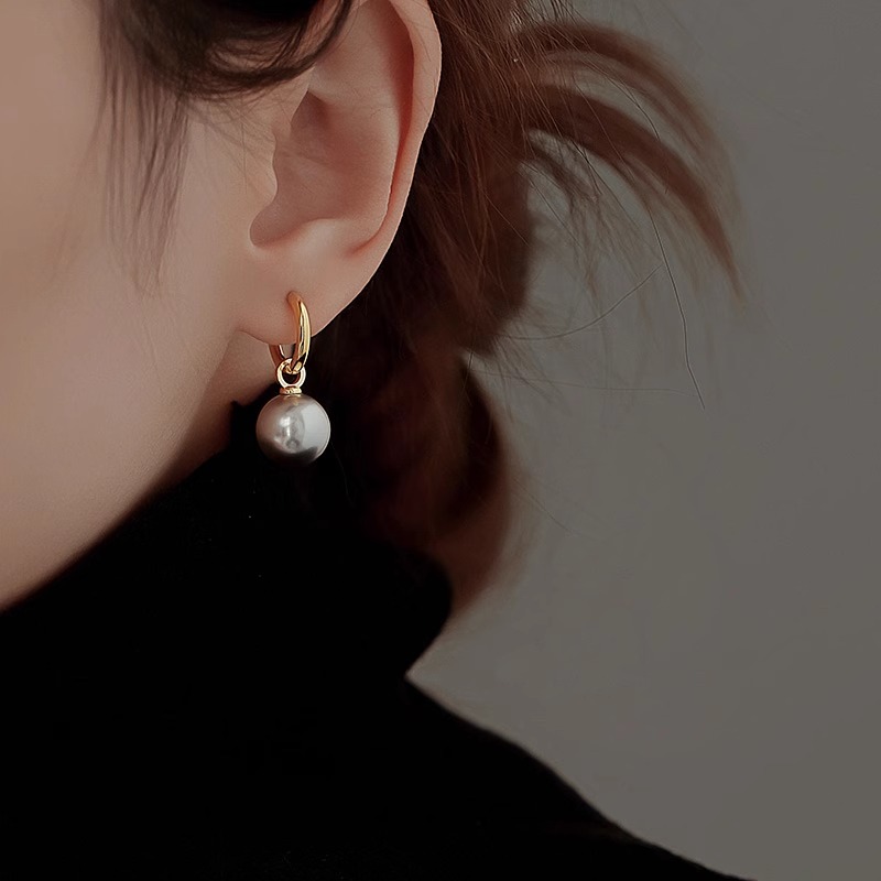 High-End Gray Large Bead Earrings for Women - Elegant Fashion Accessories, Trendy Statement Jewelry