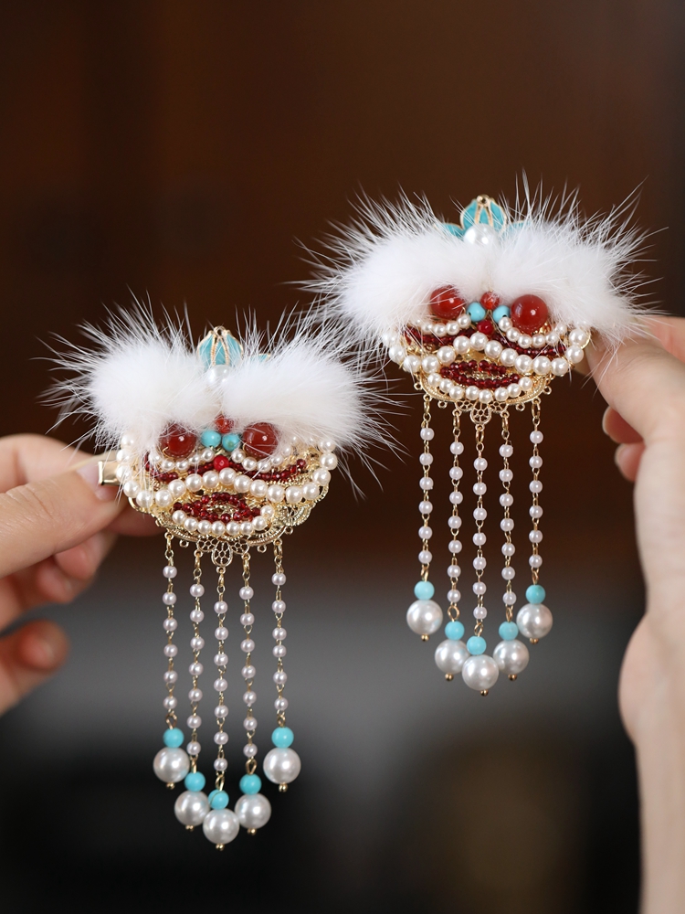 High-End Hanfu Girls' Fluffy Hair Clips - Cute Lion Dance Hairpins, Ancient Style Hair Accessories for Autumn & Winter 2025