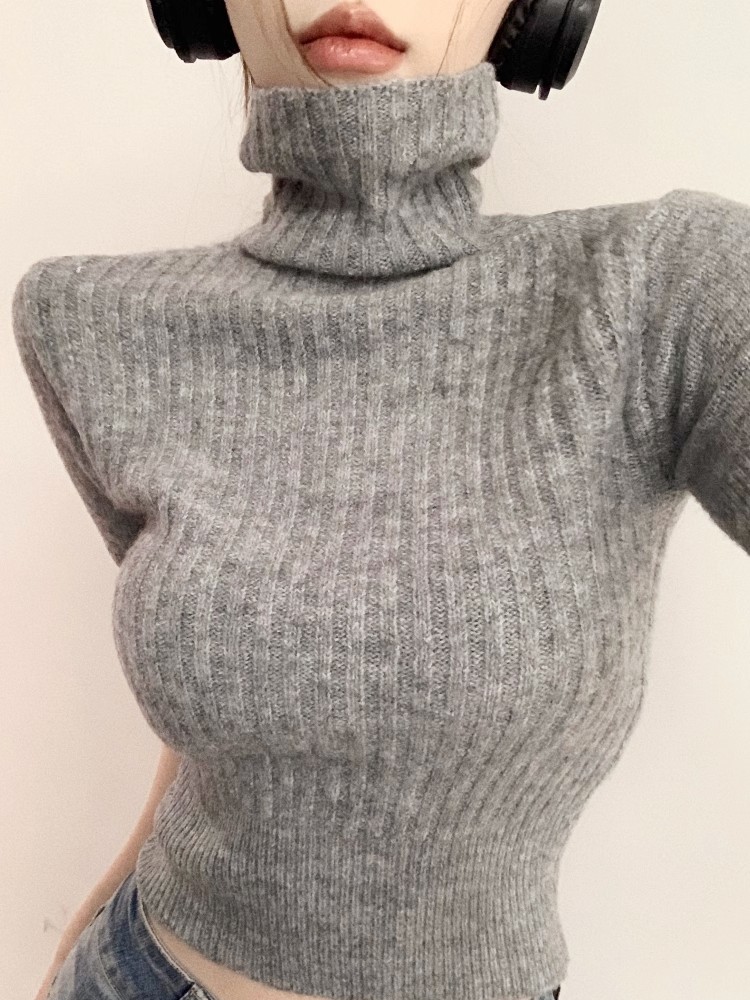 High-Neck Cropped Sweater for Women - Fitted Slimming Thick Knit Top, Autumn Winter Niche Style, Short Sleeve Fashion
