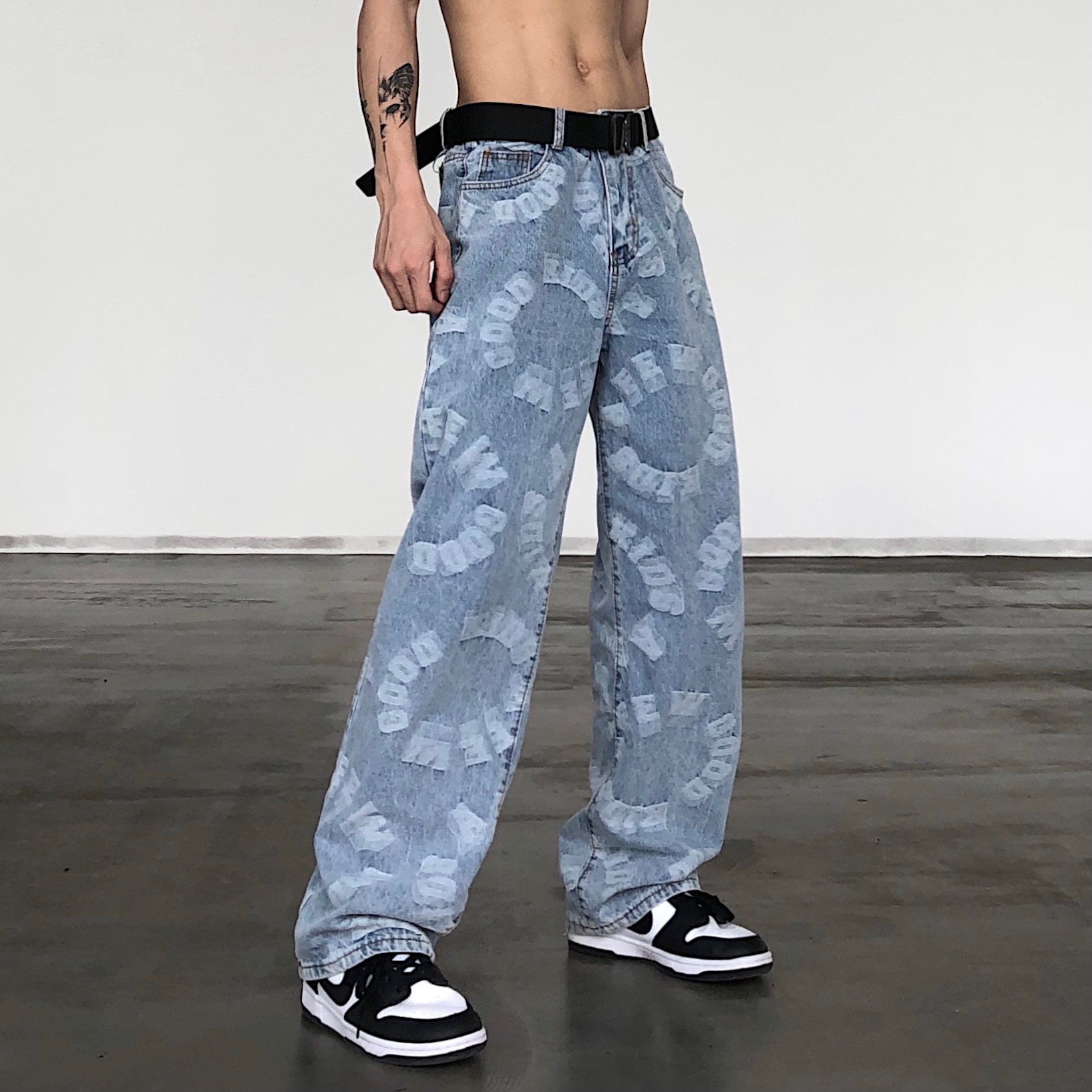 High-Waist Wide-Leg Denim Dad Pants - Loose Fit, Letter Print, Washed Finish, Street Style Hip-Hop Fashion, Versatile Slimming Look