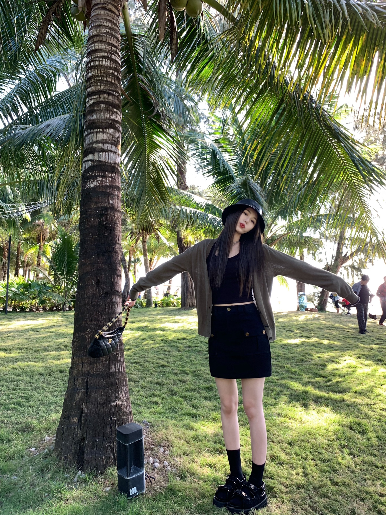 High-Waisted A-Line Skirt with Gold Buckle - Chic Black Workwear Style for Trendy 90s and Y2K Fashion Lovers