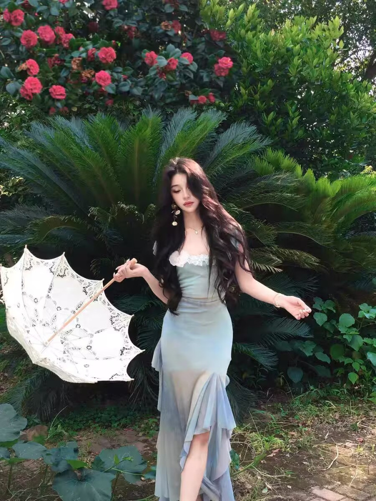 Irregular Gradient Color-Dyed Waist-Cinching Dress with Lotus Leaf Edges for Women - Summer Beach Vacation Dress