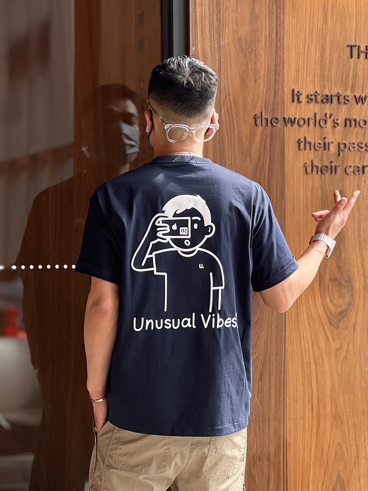 Japanese-Style Minimalist Retro Cartoon Embroidered Cotton Short-Sleeve T-Shirt for Men - Trendy Loose Casual Summer Tee