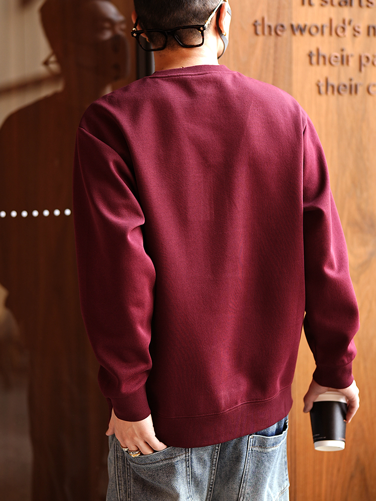 Korean Style Casual Minimalist Embroidered Logo Round-Neck Sweatshirt for Men - Trendy Solid Color Pullover Top for Spring