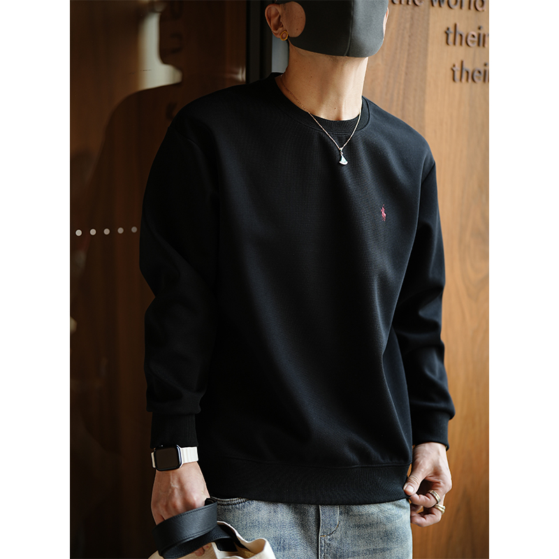 Korean Style Casual Minimalist Embroidered Logo Round-Neck Sweatshirt for Men - Trendy Solid Color Pullover Top for Spring