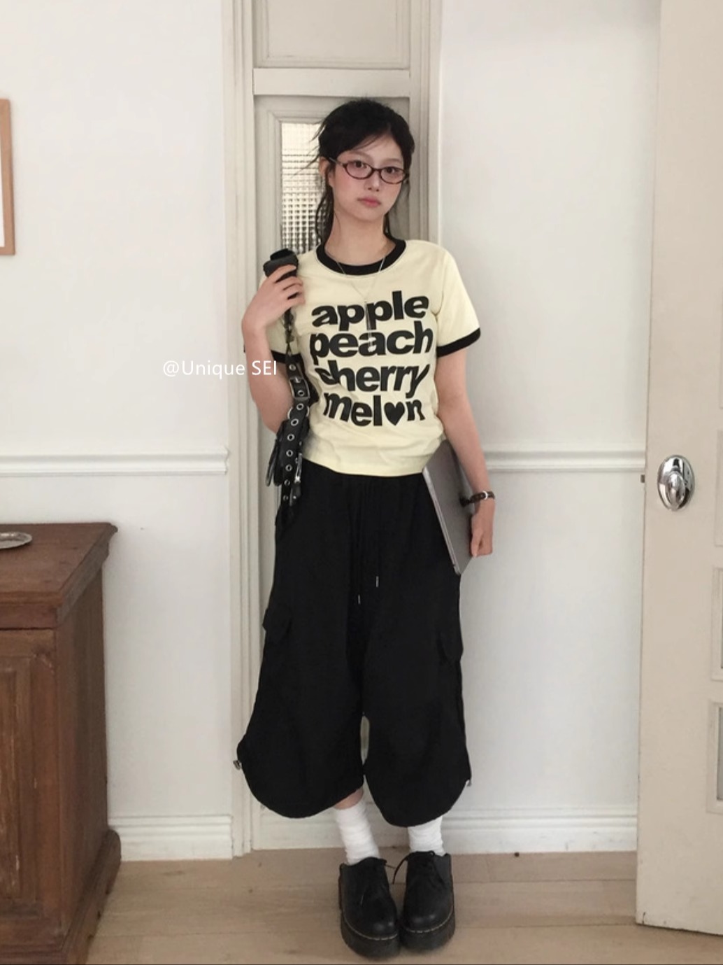 Korean Style Color-Block Letter Print Short Sleeve T-Shirt & Elastic Waist Seven-Point Shorts Set for Summer Casual Workwear