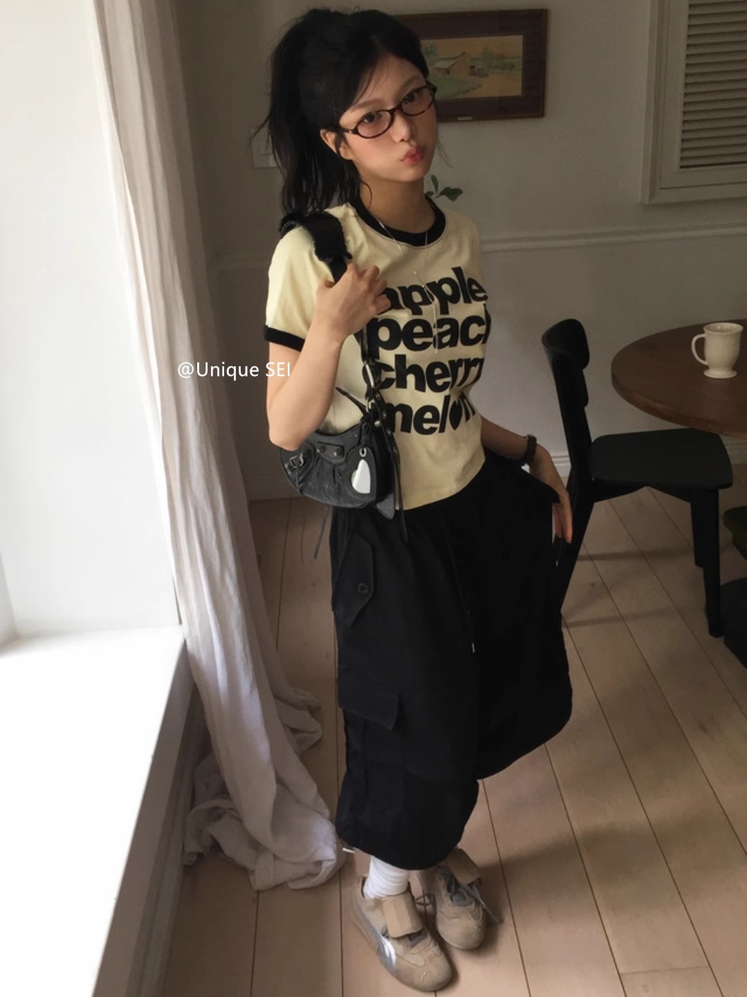 Korean Style Color-Block Letter Print Short Sleeve T-Shirt & Elastic Waist Seven-Point Shorts Set for Summer Casual Workwear