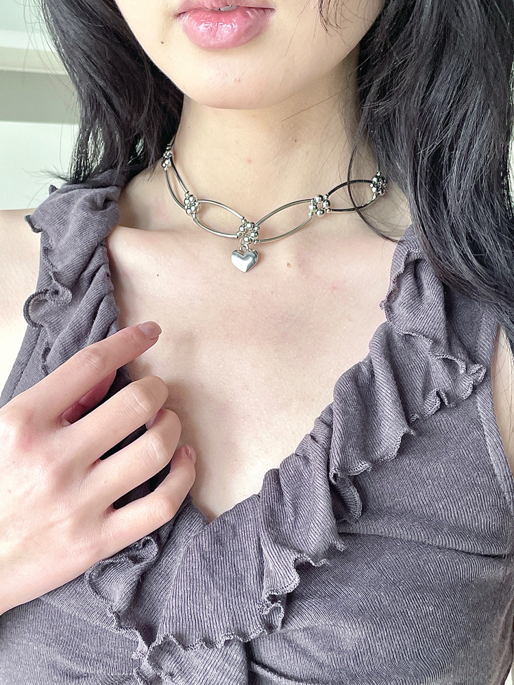Korean Style High-End Minimalist Chain Heart Pendant Necklace - Versatile Gentle Choker for Instagram Aesthetic and Clavicle Styling