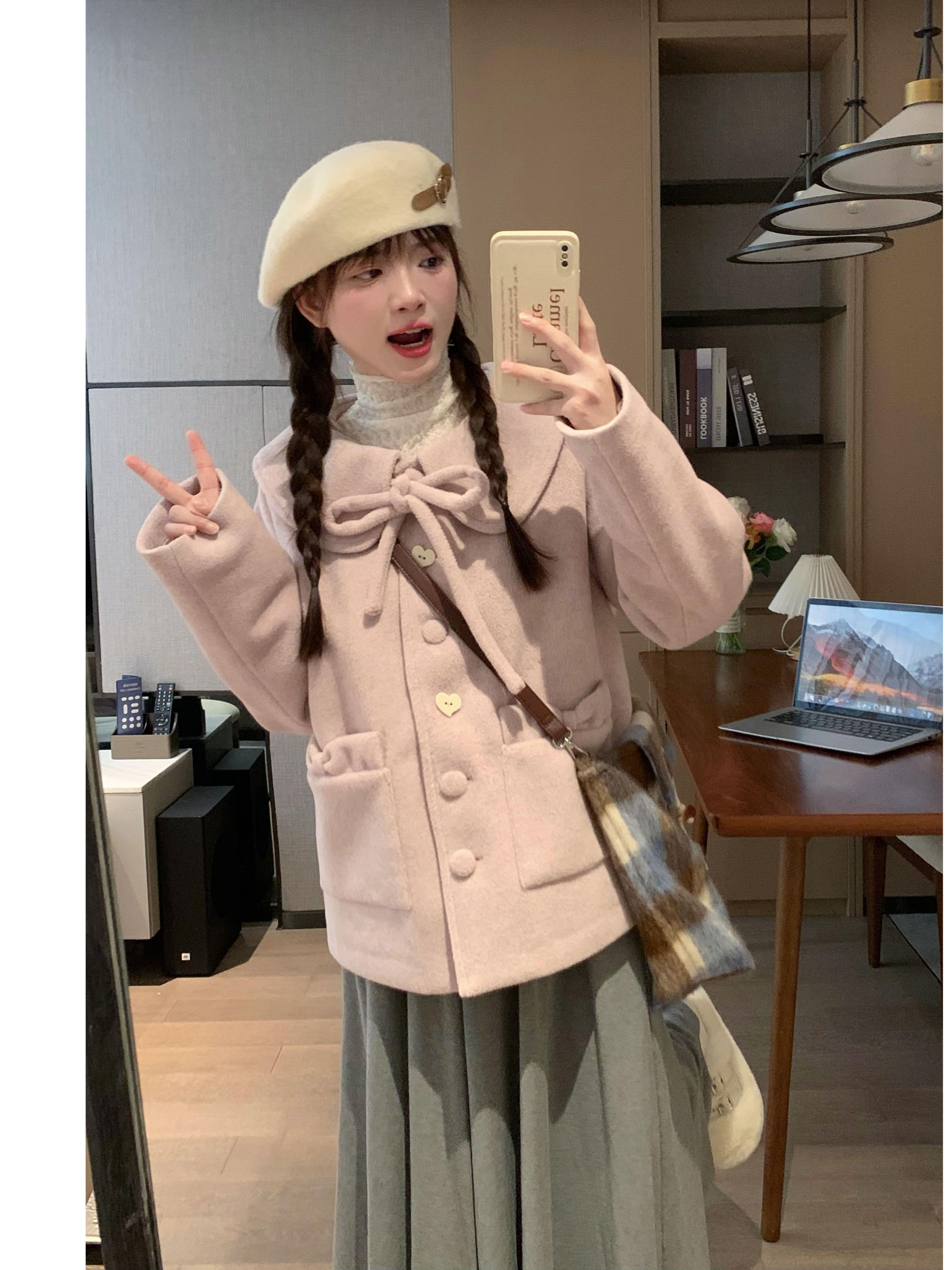 Korean Style Pink Woolen Coat for Women with Cute Doll Collar - Slimming Design for Autumn and Winter Fashion