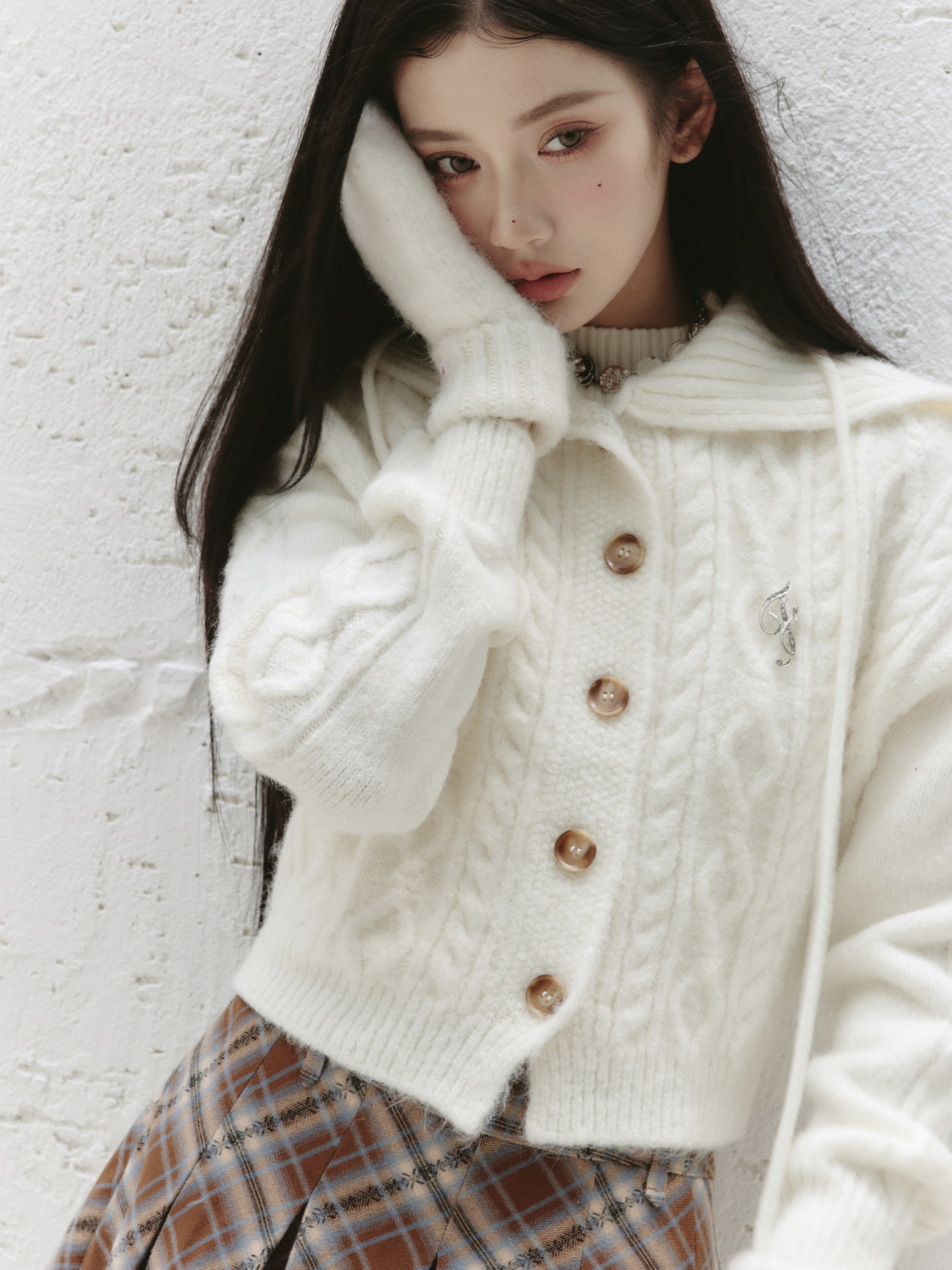Korean Style Spring/Summer College Knitted Sweater Lapel Cardigan Coat for Women - Trendy Atmosphere Outfit