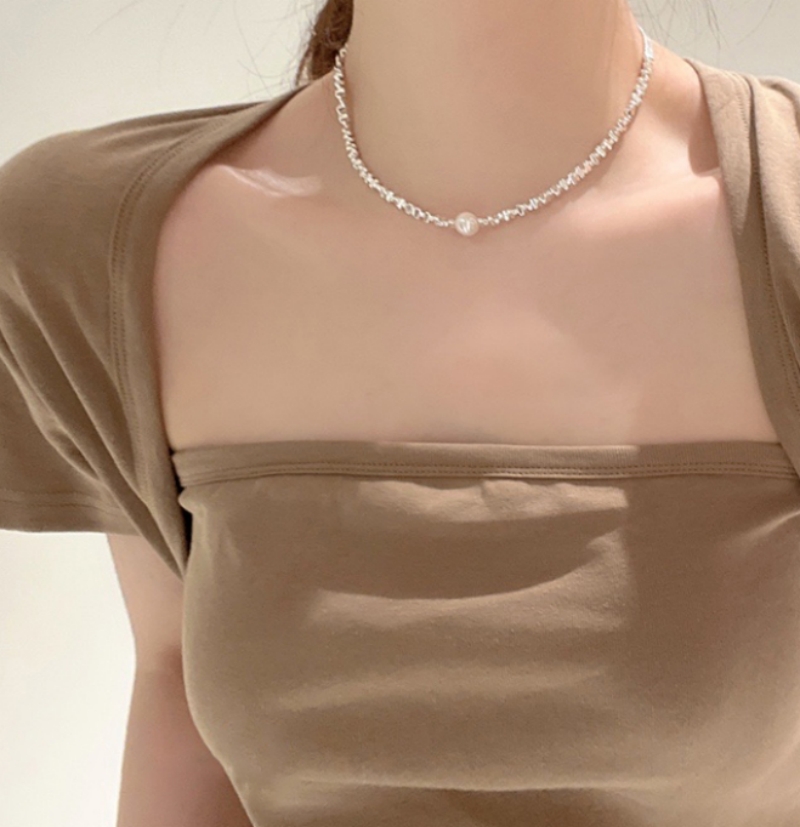 Light Luxury Clavicle Chain Necklace for Women - Versatile Parisian Style Statement Jewelry