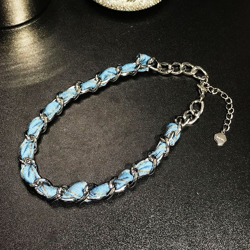 Light Luxury Denim Necklace for Women - High-End Clavicle Chain, Trendy 2025 Accessory with Niche Design