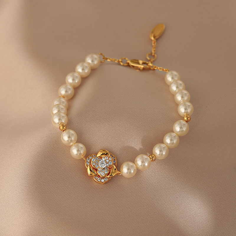 Light Luxury French-Style Zircon Flower Bracelet for Women with Sijia Pearls and Golden Floral Design