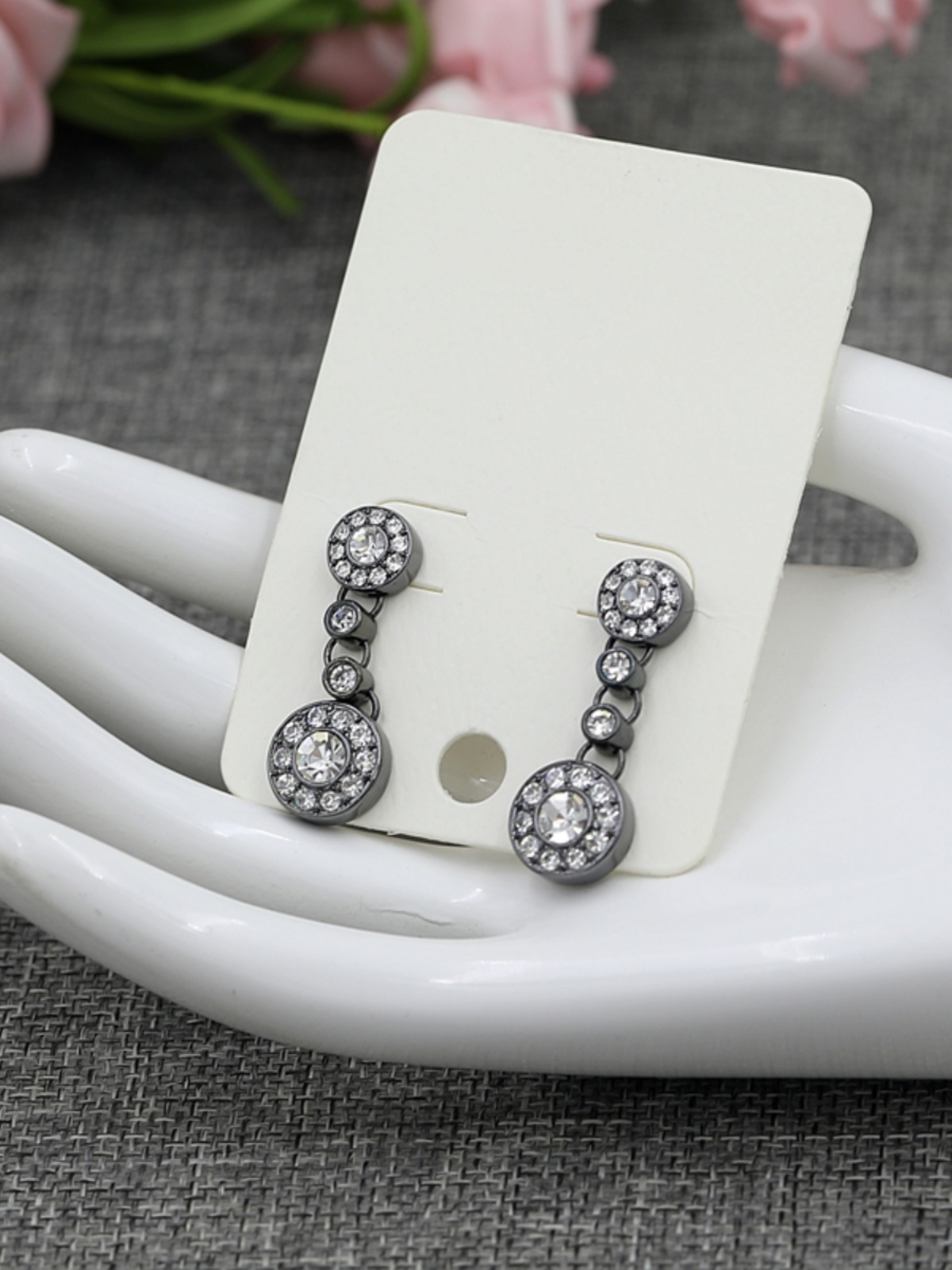 Light Luxury Sparkling Gemstone Earrings, Textured Water Drill Ear Pendants, Hypoallergenic Black Jewelry, Korean Style Accessories