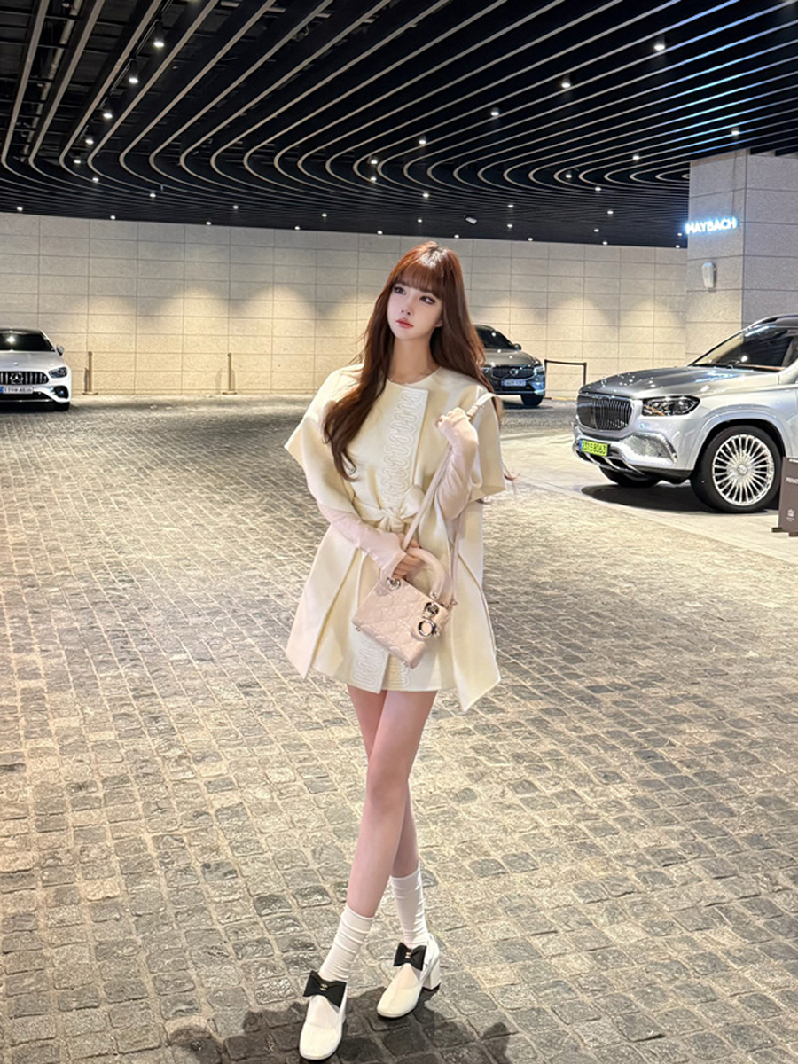 Loose Knitted Shawl Coat for Women - Spring Summer Cape, Niche Style, Lightweight Fashion Outerwear