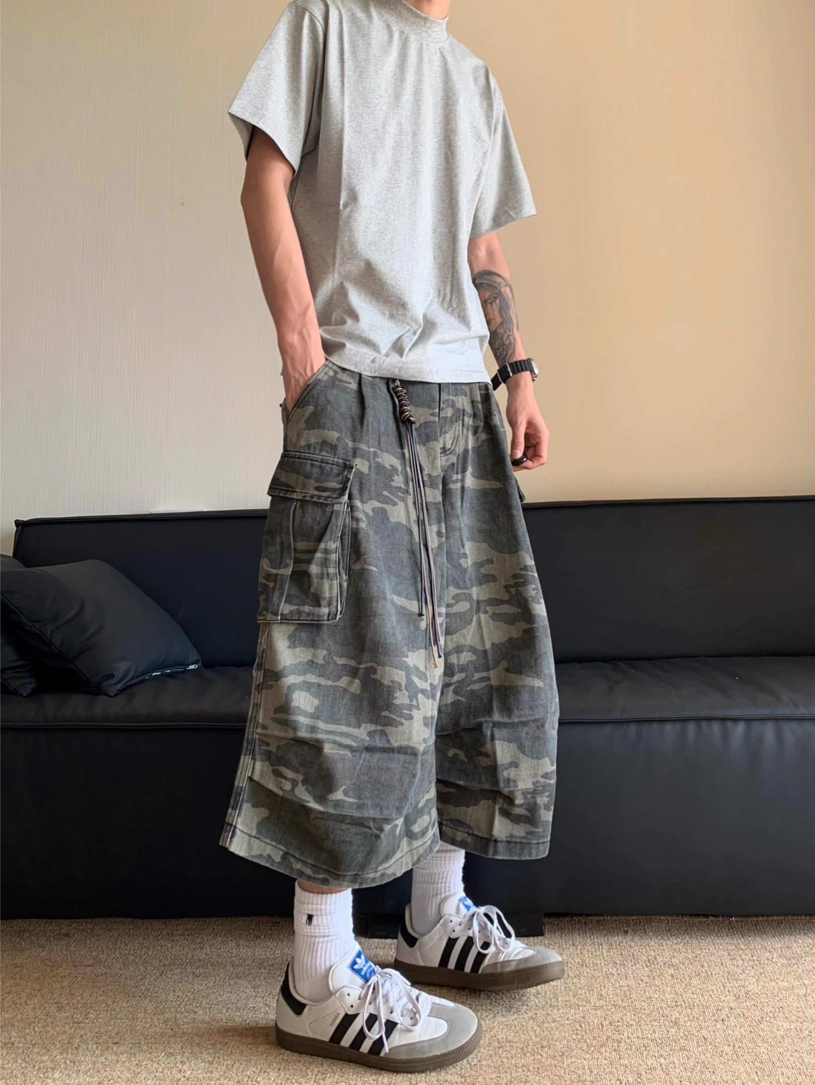Men's and Women's Summer American Retro Camouflage Multi-Pocket Denim Shorts, Casual Loose Straight 7-Point Pants