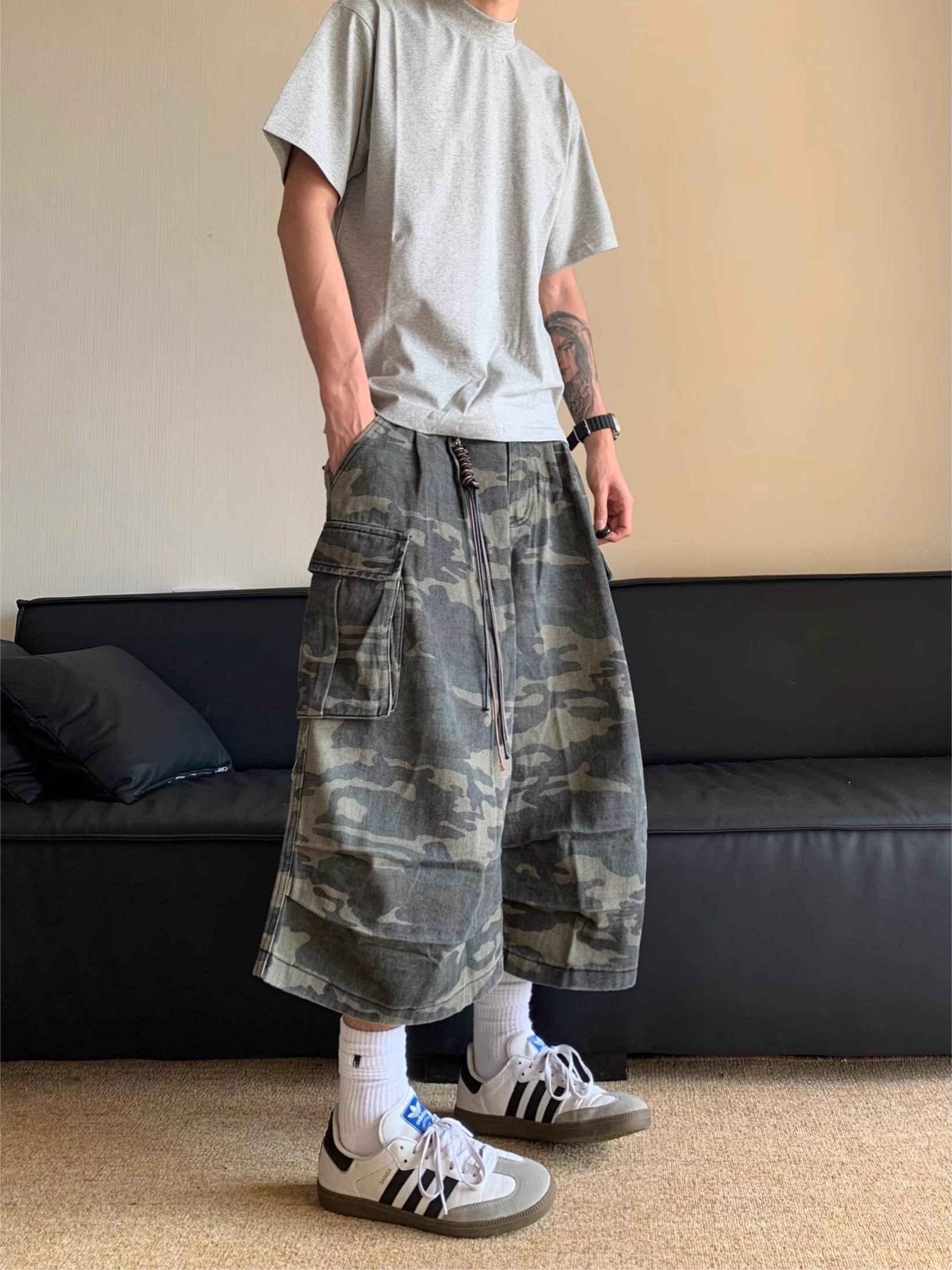 Men's and Women's Summer American Retro Camouflage Multi-Pocket Denim Shorts, Casual Loose Straight 7-Point Pants