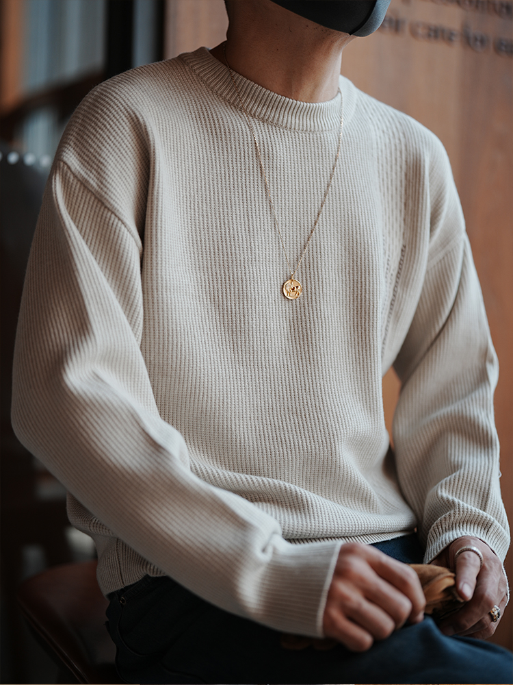 Men's Japanese-Style Minimalist Striped Round-Neck Pullover Sweater - Trendy Solid Color for Autumn & Winter Fashion