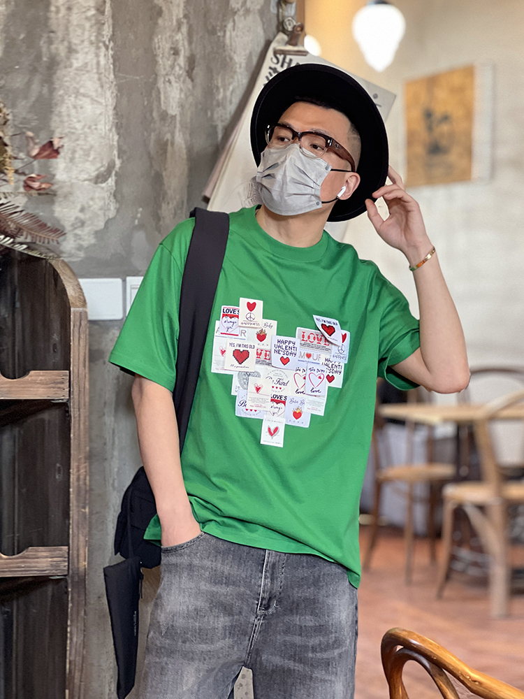 Men's Japanese Style Pure Cotton Round Neck Short Sleeve T-Shirt with Heart Patch - Trendy Loose Fit for Spring/Summer Fashion