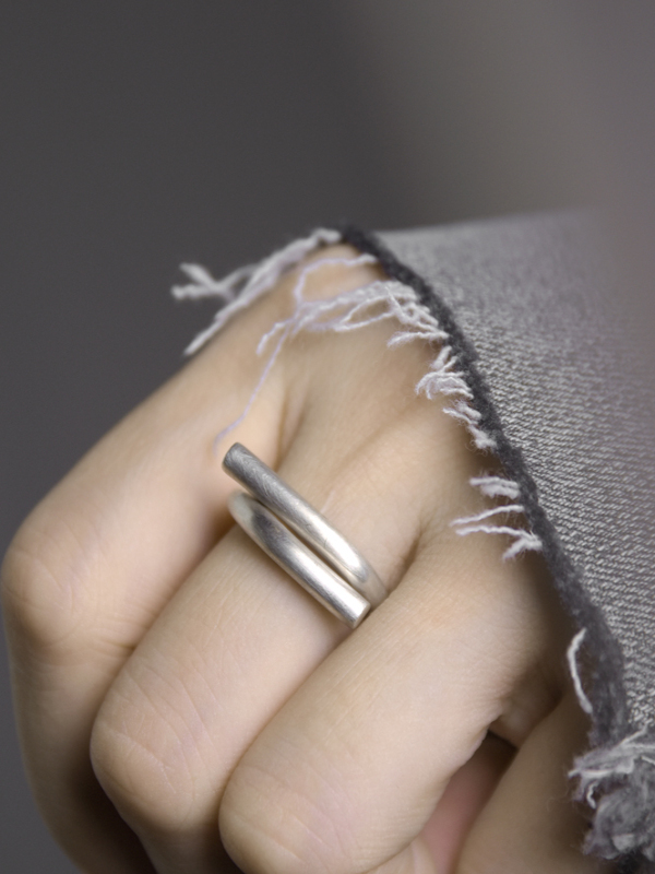 Minimalist Brushed Matte Silver Ring for Men and Women, Adjustable Open Vintage Design, Niche Home Fashion Accessory
