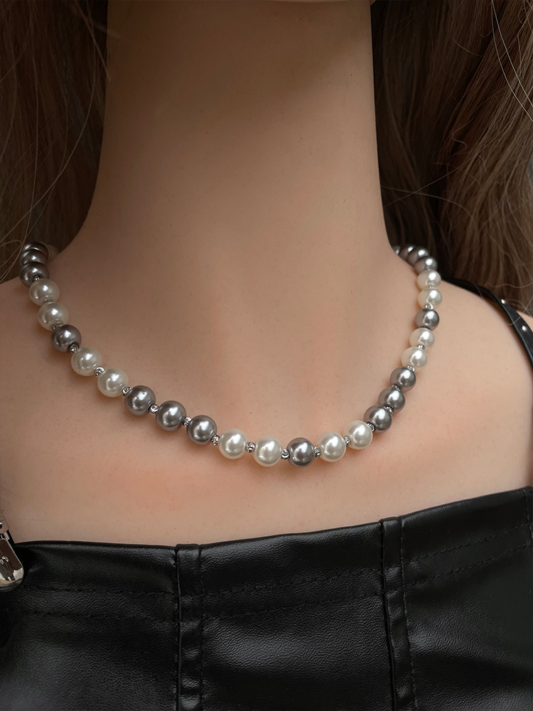 Minimalist Imitation Pearl Necklace for Women, Versatile Light Luxury Clavicle Chain, Beaded High-End Jewelry Accessory