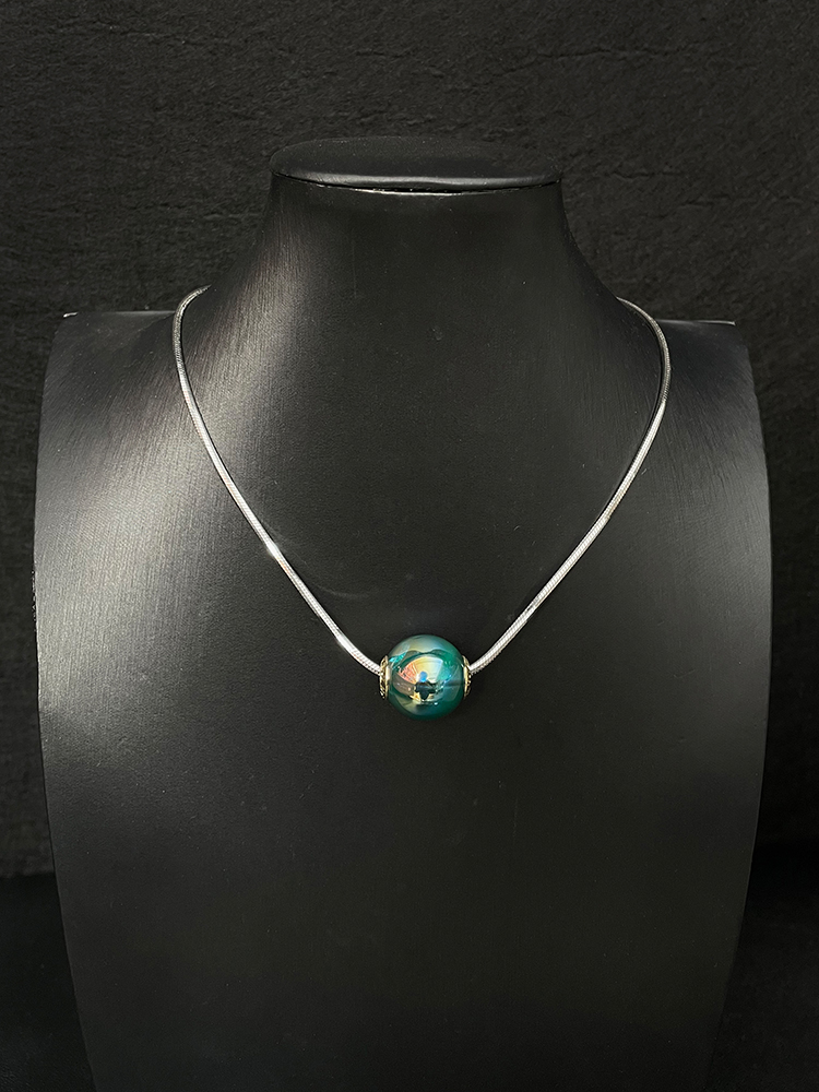 Minimalist Titanium Steel Fine Chain Necklace with Pearl Pendant - Versatile Clavicle Chain for Men & Women, Light Luxury Design