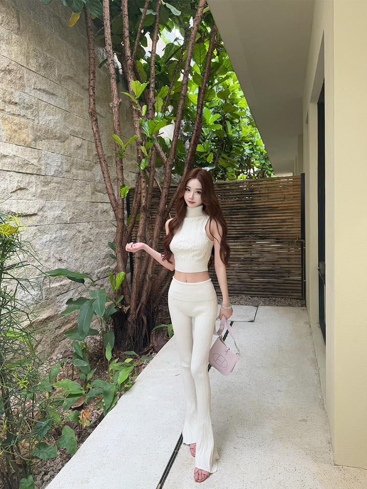 Moon Vera Swan Curve Sleeveless T-shirt and Casual Long Pants Set - Women's Summer Two-Piece Outfit for Trendy Y2K Style