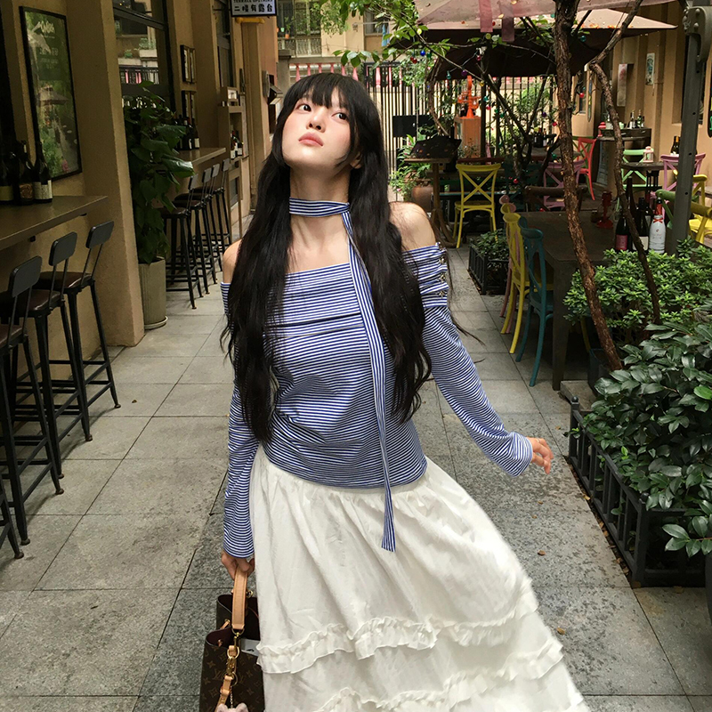 Off-Shoulder Long Sleeve T-Shirt for Women - Eccentric Slim-Fit Casual Autumn Top with Waist-Cinching Design