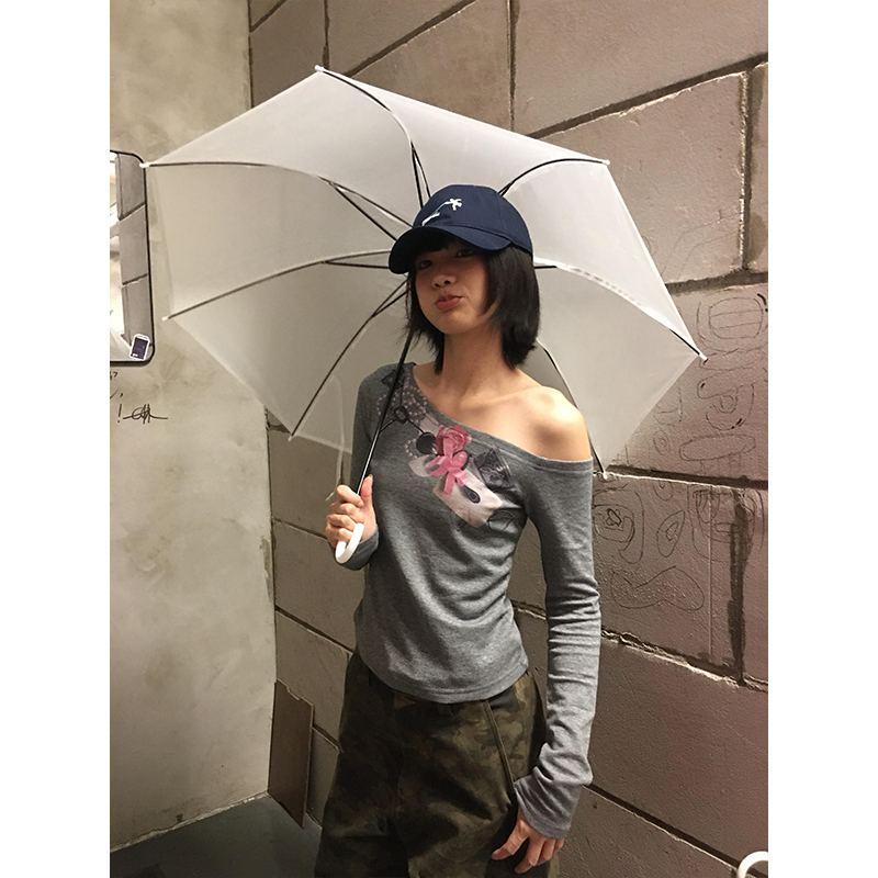 Off-Shoulder Printed Long-Sleeve T-Shirt for Women â€“ Retro Slim-Fit Casual Autumn Top for Eccentric Spicy Style