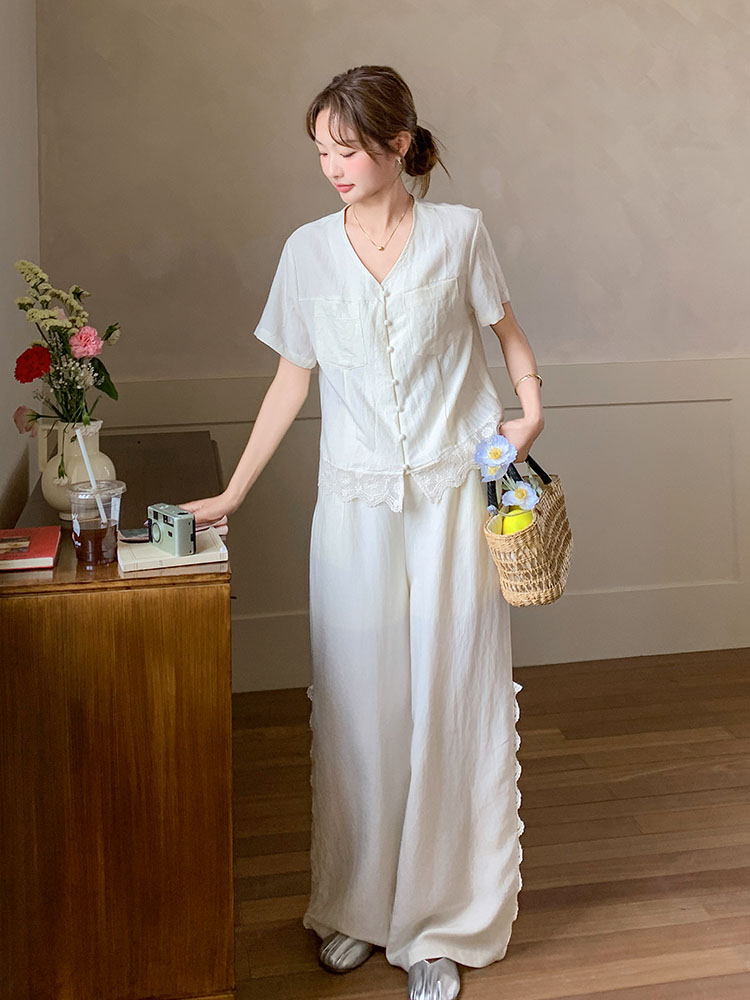 Off-White Loose Two-Piece Set for Women - Lace Splicing V-Neck Top & Wide-Leg Pants - Summer 2025 Fashion