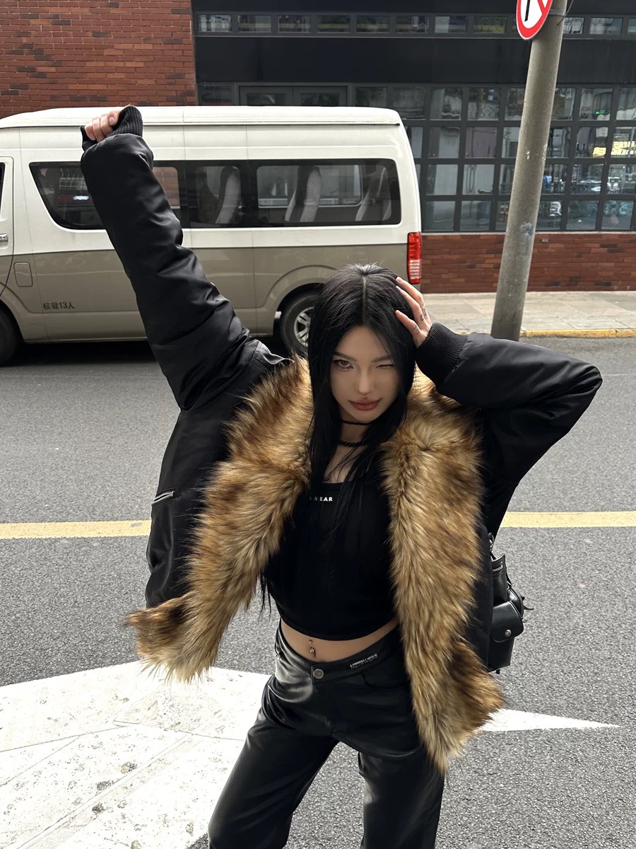 Oversized Flight Jacket with Raccoon Big Fur Collar - Thick Cotton Faux Fur Outerwear for Women - 2025 Autumn Winter Fashion