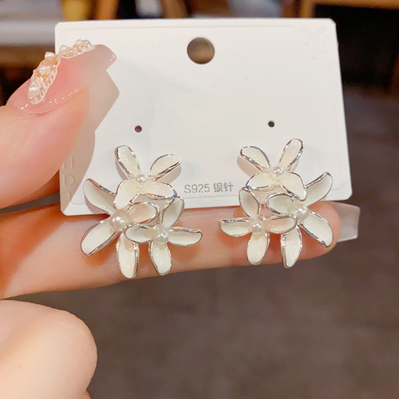 Personalized Oil Flower Petal Earrings for Women - Light Luxury Moon Flower Design, Elegant Fashion Accessories