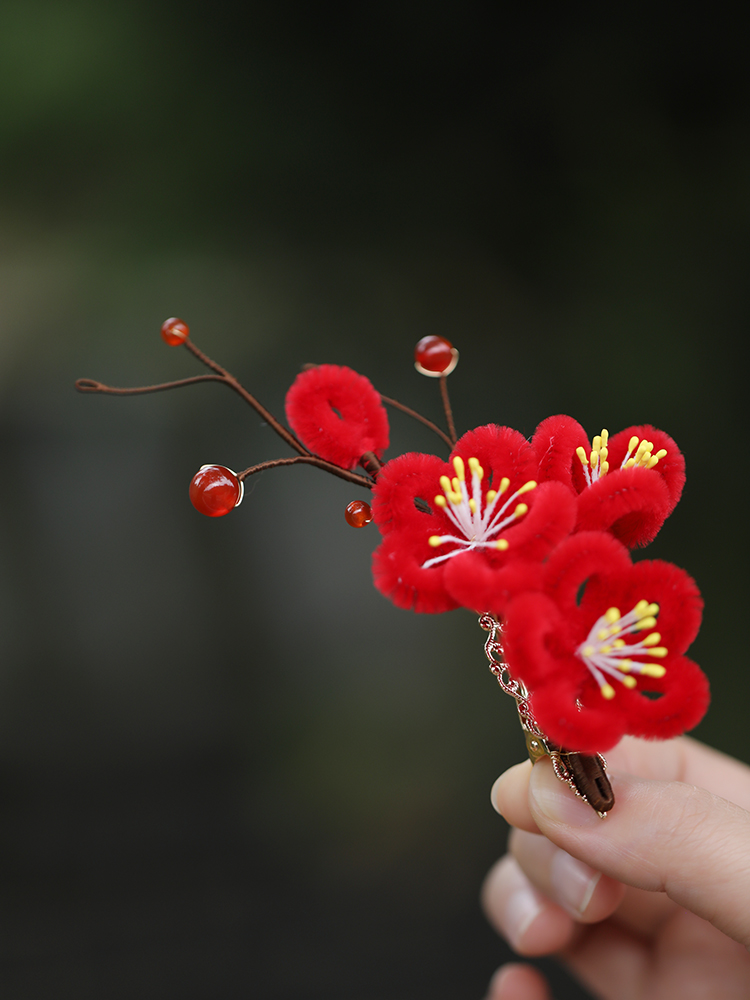 Red Faux Velvet Flower Hair Clip for Qipao Updo, Ancient Style Hanfu Side Accessory, Elegant Toasting Dress Hairpiece