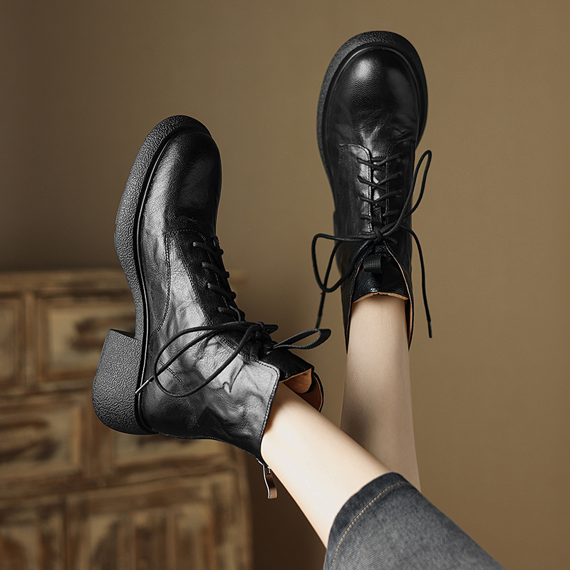 Retro British Style Thick-Soled Lace-Up Martin Boots for Women, Chunky-Heeled Sheepskin Short Boots, 2025 Autumn Fashion, Size 41