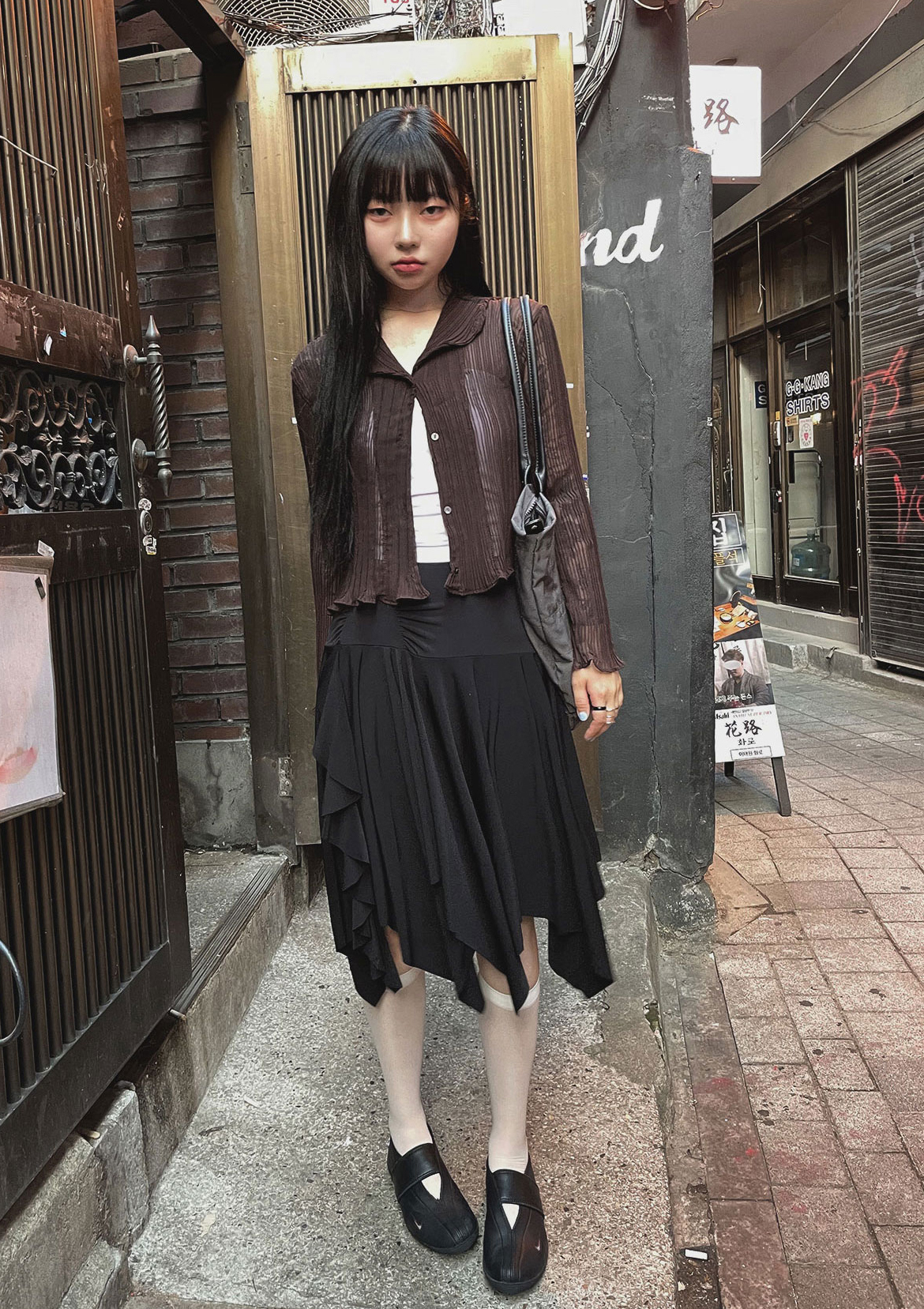 Retro Lightweight Pleated Vertical Stripe Sheer Long-Sleeve Fitted Shirt with Ruffled Edges - Unique Y2K Style