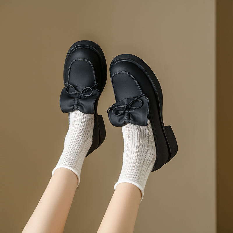 Retro Thick-Soled Slip-On Loafers for Women with Chunky Heels, Bowknot Detail, English Style, Genuine Leather, Spring 2025 Fashion