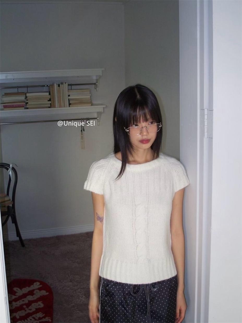 Retro Twisted Cable Slim-Fit Knitted Short Sleeve Top - Unique Versatile Style for Y2K and 90s Fashion Lovers