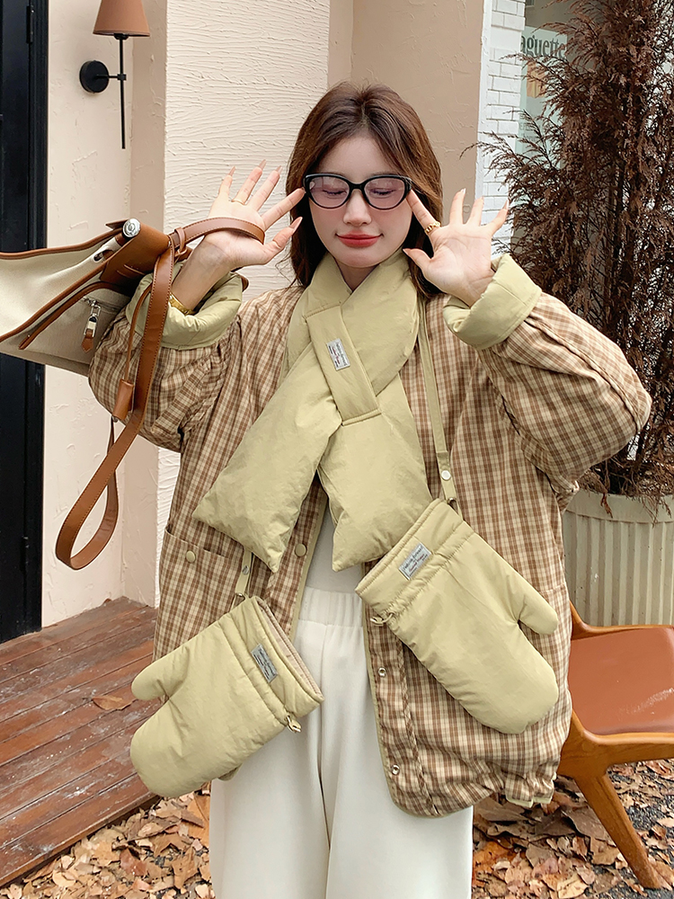 Reversible College-Style Round-Neck Down Jacket for Women - 2025 Winter Korean Style Age-Reducing Small-Sized White Duck Down Coat