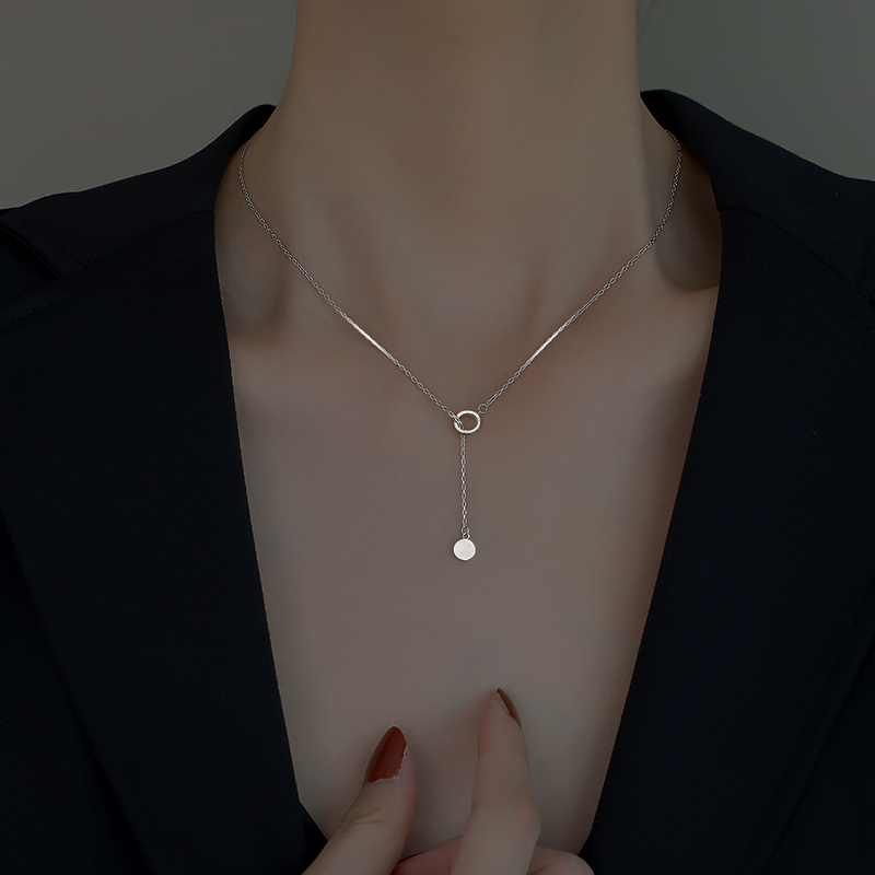 Roman Numeral Pendant Necklace for Women - Chic Parisian Design, Fashionable Statement Jewelry