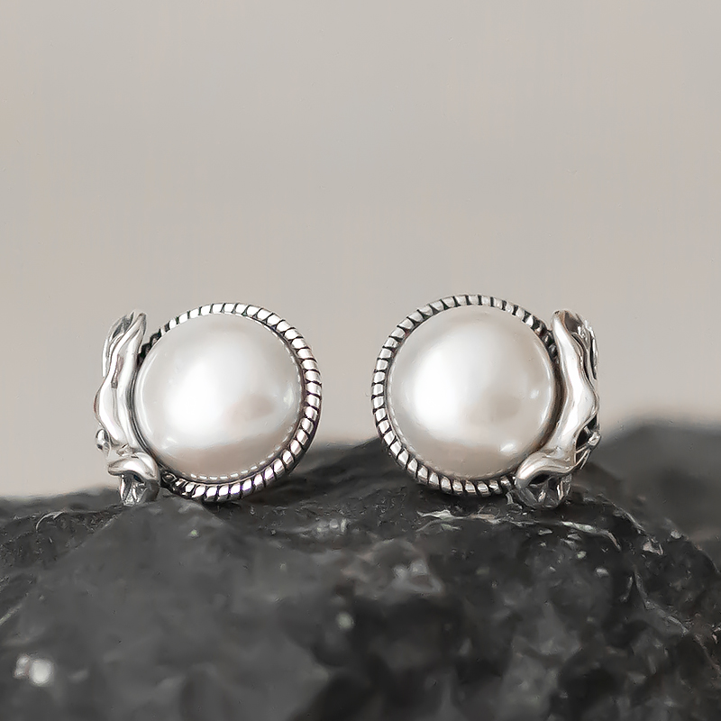 S925 Pure Silver Vintage Lotus Leaf Pearl Stud Earrings - Antique Carved Round Hoop, National Style Elegant Design