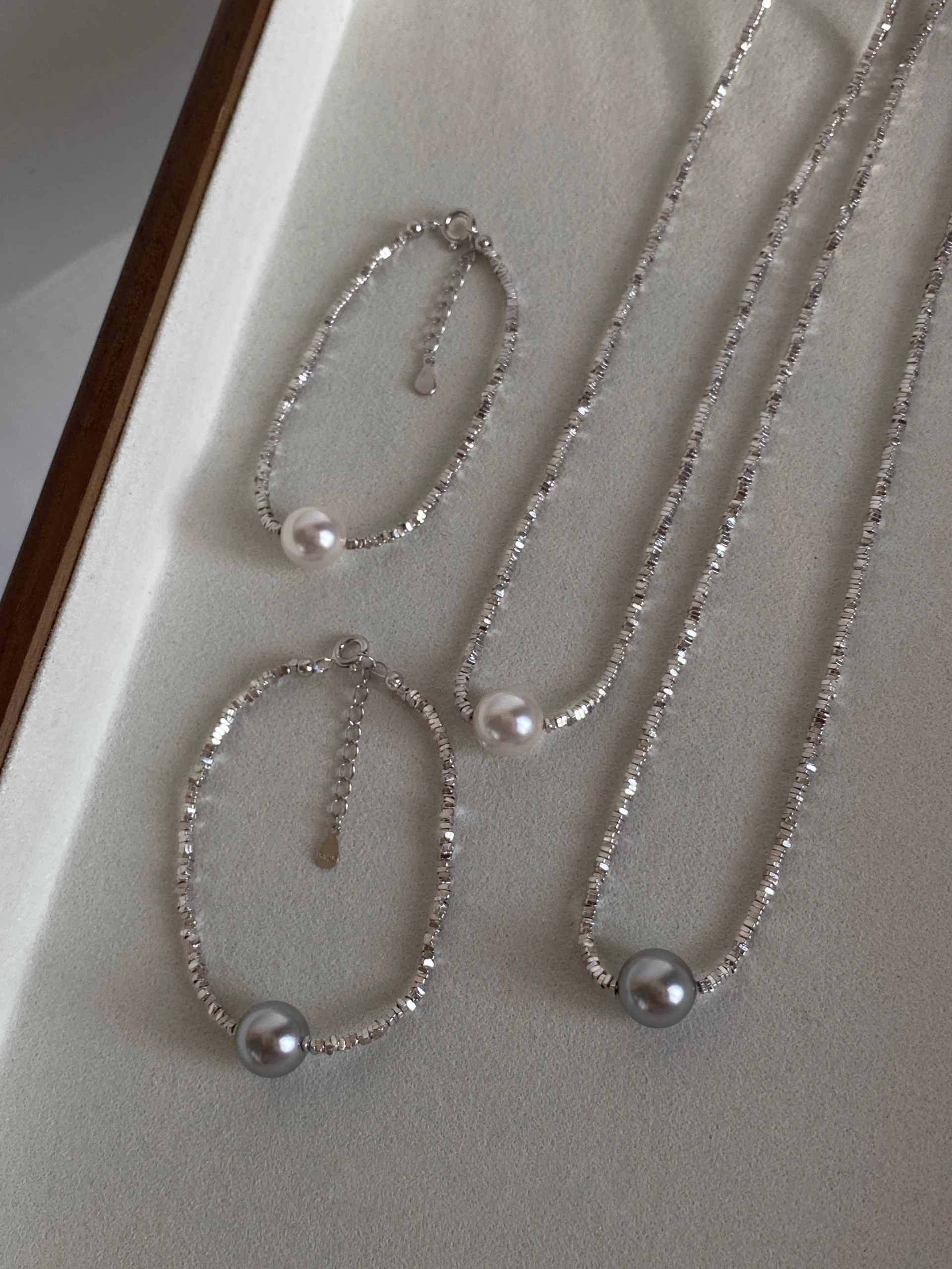 S925 Sterling Silver Pearl Necklace - Unique Design Collarbone Chain for Elegant Style, Perfect for Layering and Everyday Wear