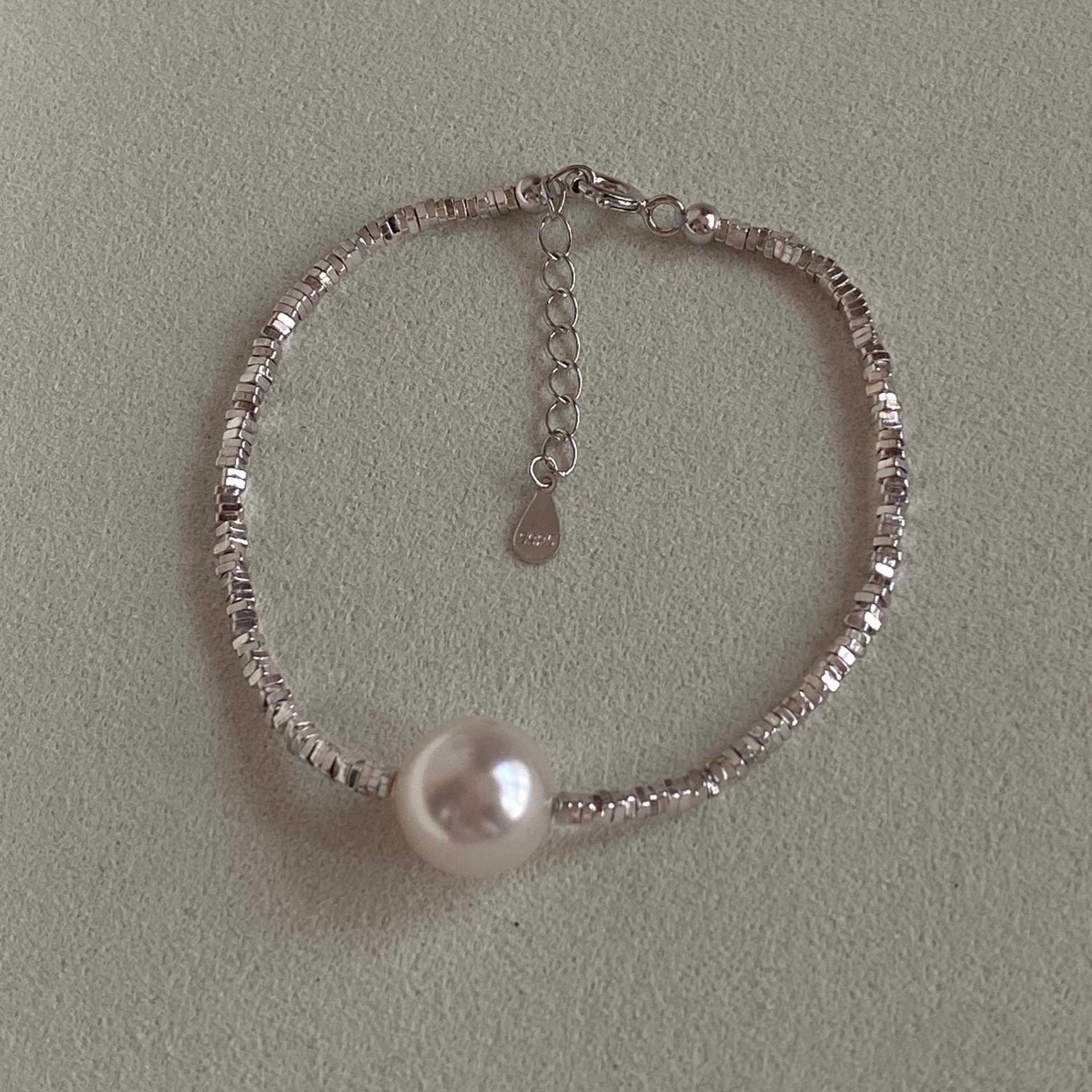 S925 Sterling Silver Pearl Necklace - Unique Design Collarbone Chain for Elegant Style, Perfect for Layering and Everyday Wear